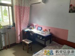 淇濱中學(xué)附近求合租，學(xué)生上學(xué)住方便